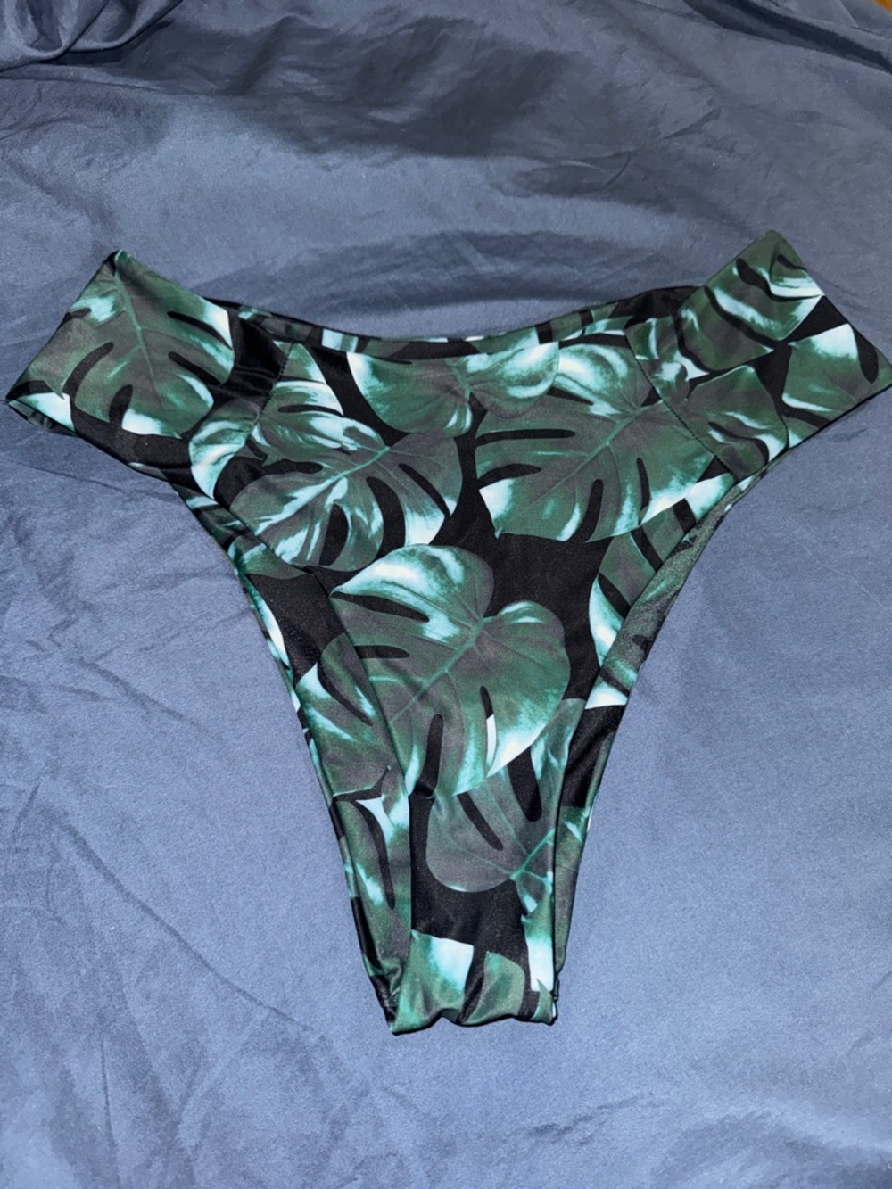 Tropical Leaf High-Cut Bikini Bottom - Green Black